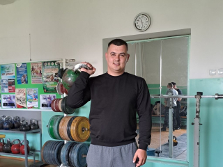 Областные соревнования по гиревому спорту